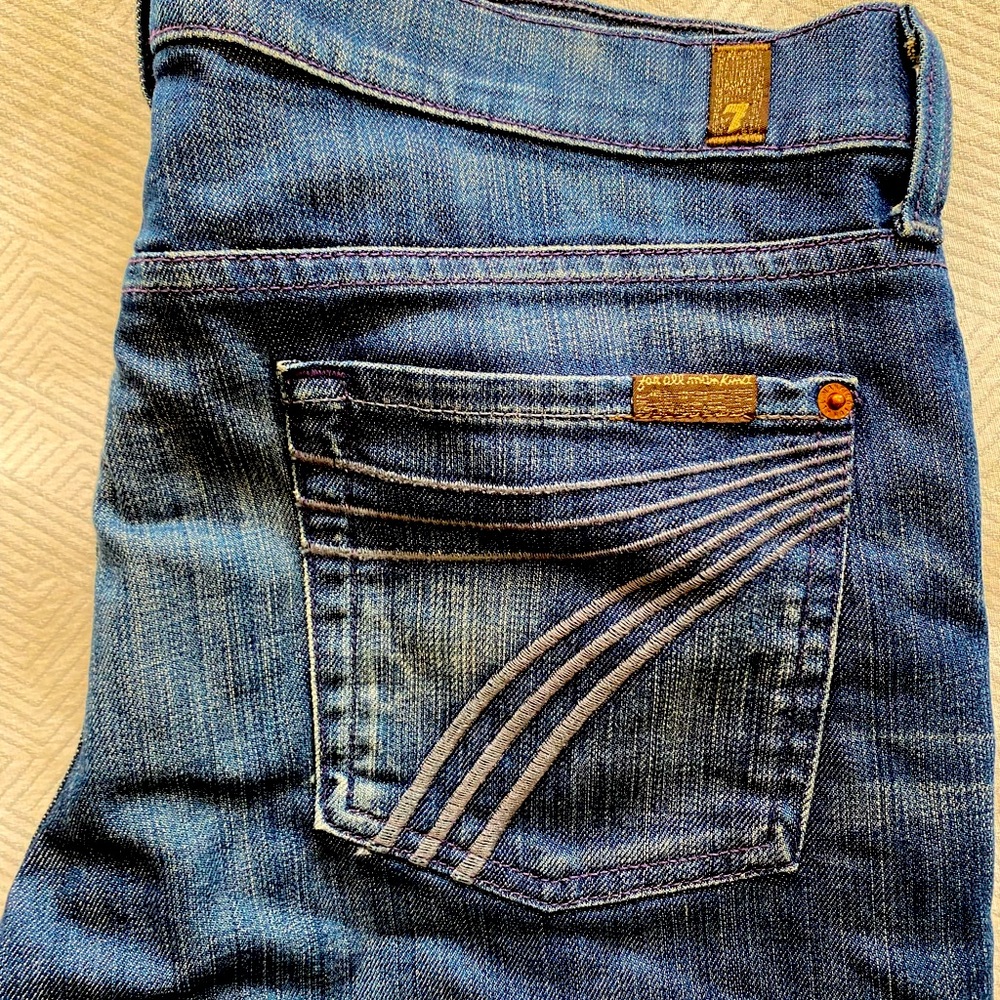 NWOT 7 For All Mankind Cropped/Jean Shorts